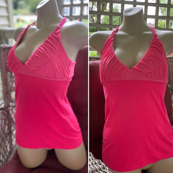 LULULEMON. Gorgeous Racerback Top - Picture 3 of 10